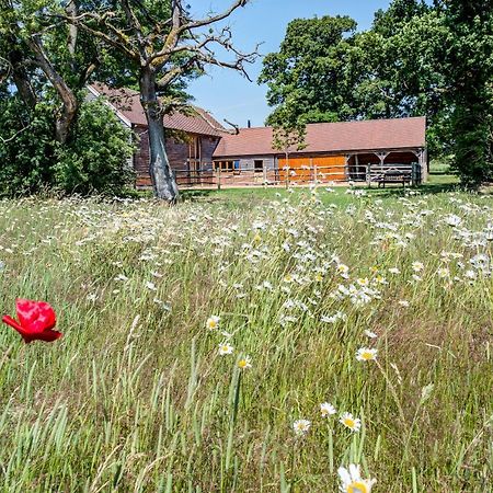 South Park Farm Barn Bed and Breakfast Andover Exteriör bild