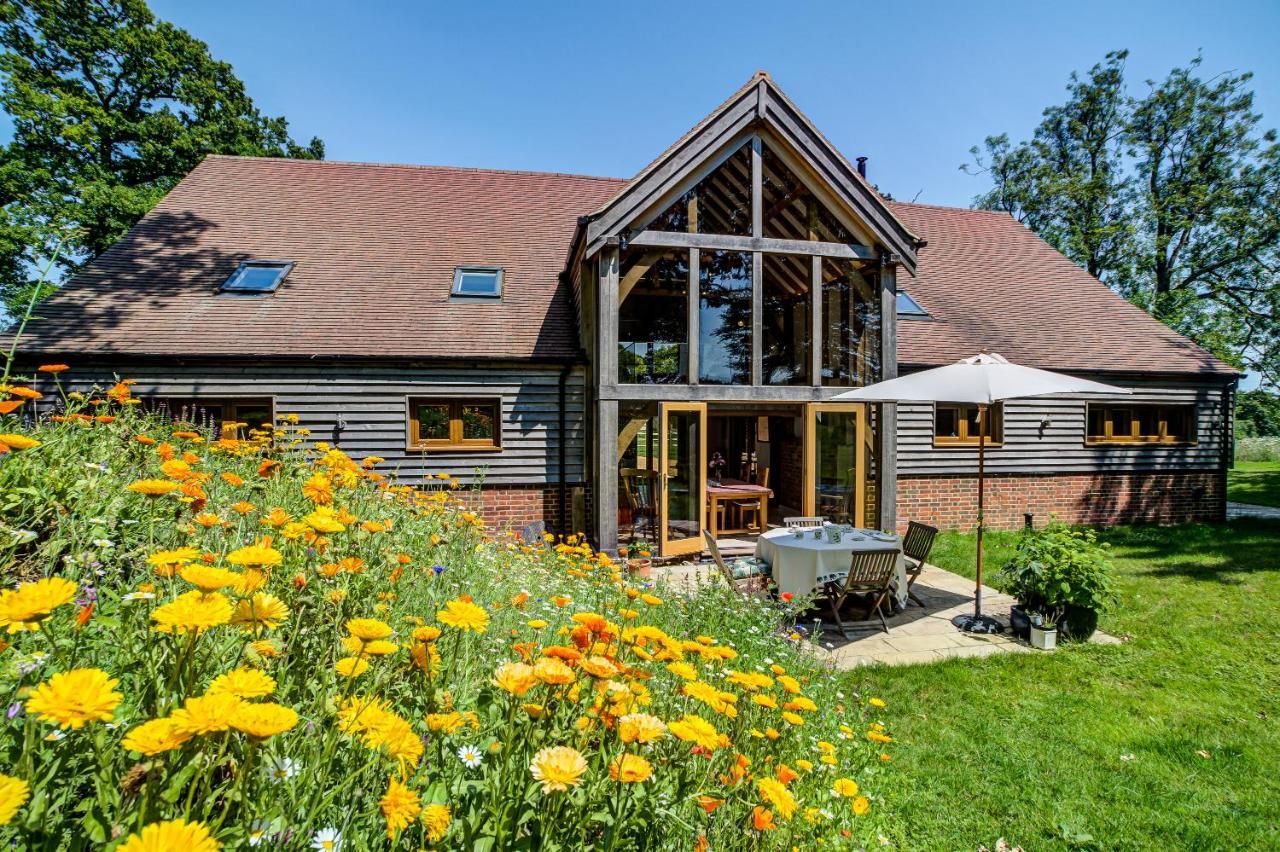 South Park Farm Barn Bed and Breakfast Andover Exteriör bild